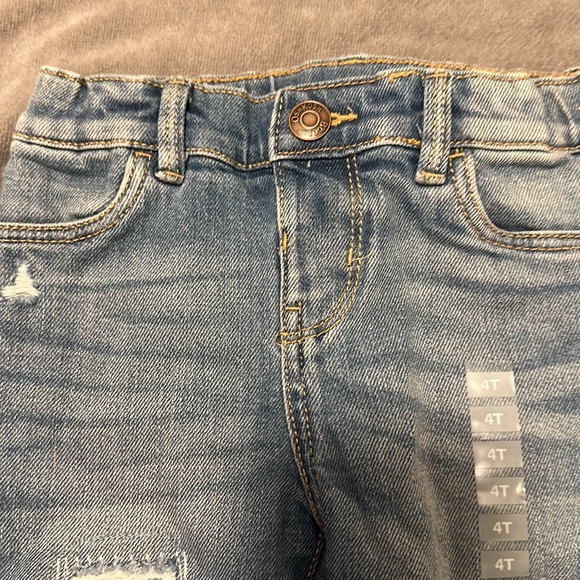 NWT OshKosh skimmer short - Picture 5 of 6